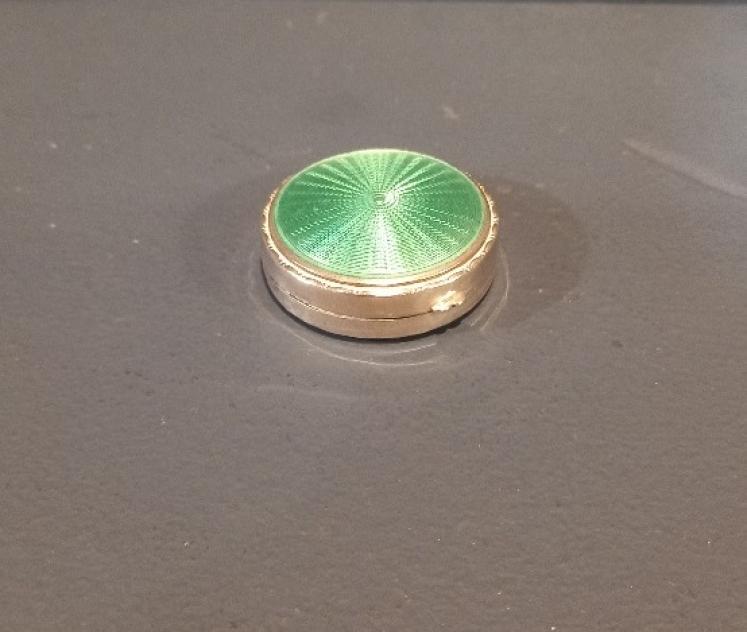 George VI Period Silver & Jade Green Pill Box - Image 1