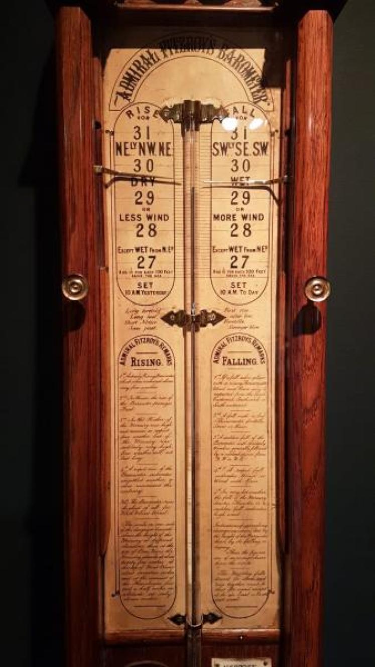 Victorian Oak Cased Admiral Fitzroy Barometer - Image 3