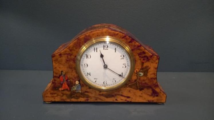Edwardian Period Chinoiserie Tortoiseshell Mantel Clock - Image 1