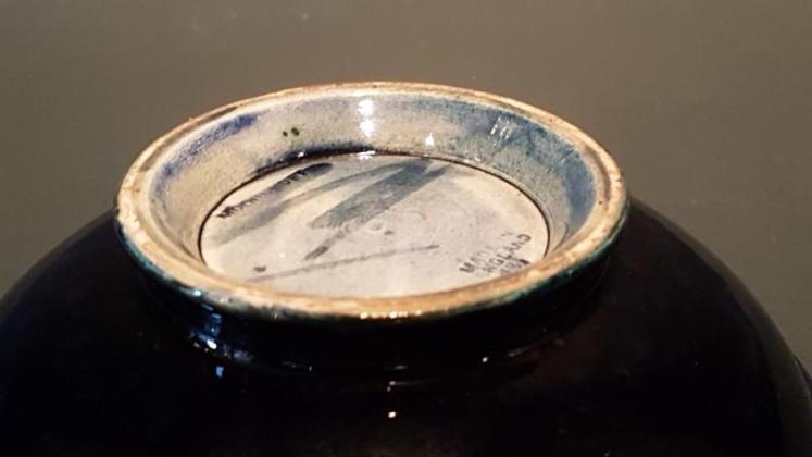 Early Moorcroft Pomegranate Bowl - Image 7