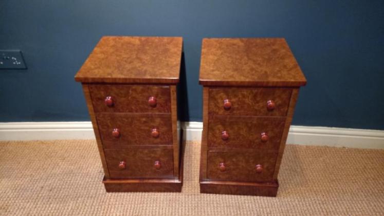 Pair of Mid Victorian Burr Walnut Bedside Cabinets - Image 1