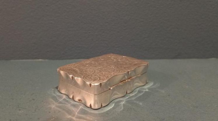 Mid 19th Century Silver Engraved Table Snuff Box - Image 5