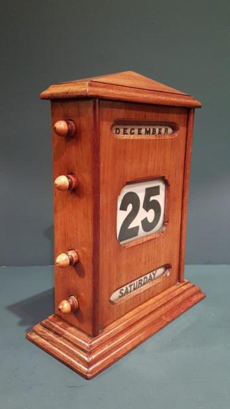 Large Edwardian Walnut Perpetual Desk Calendar - Image 5