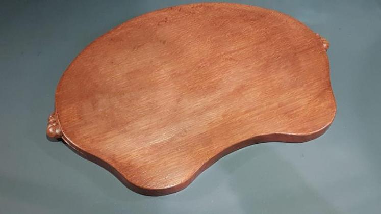 Thompson of Kilburn Mouseman Tray - Image 4