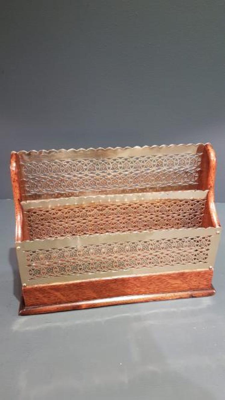 Victorian Fretted Brass and Oak Letter Rack - Image 5