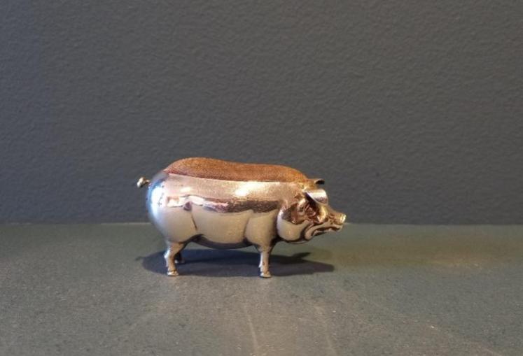 Edwardian Silver Novelty Pig Pin Cushion - Image 1