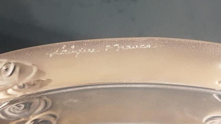 Lalique Copelia Dressing Table Box - Image 3