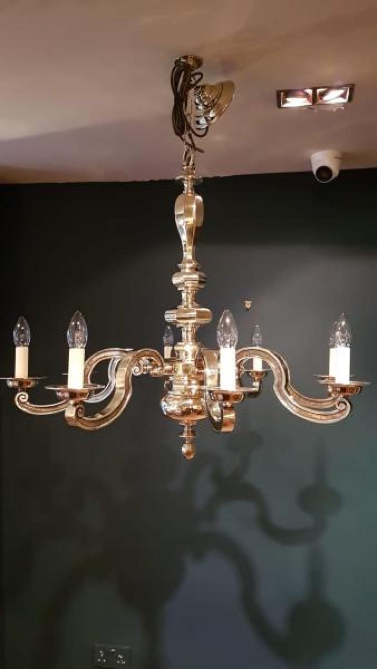 Large Edwardian Cast Brass 8 Arm Chandelier - Image 1