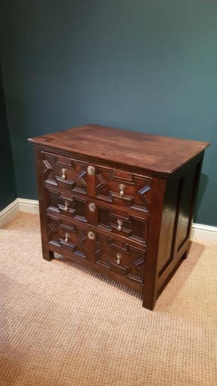 Small Period Oak Geometric Moulded Chest - Image 2