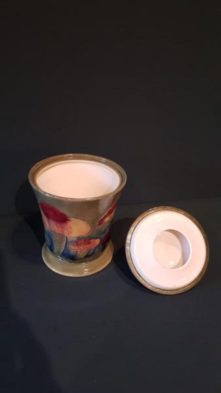 Moorcroft Claremont Humidor - Image 6