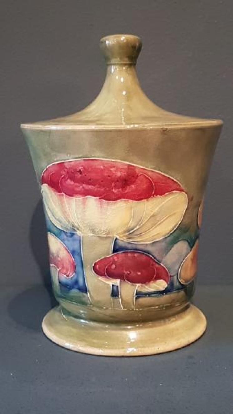 Moorcroft Claremont Humidor - Image 7