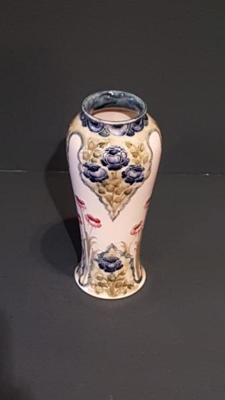 Superb McIntyre Moorcroft Poppies Vase - Image 6