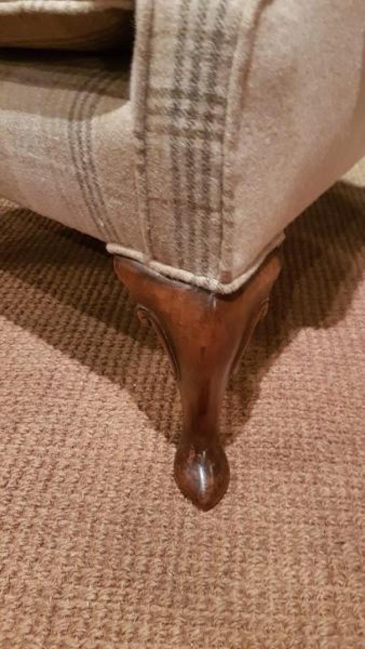 Stylish Victorian Wing Back Arm Chair - Image 6