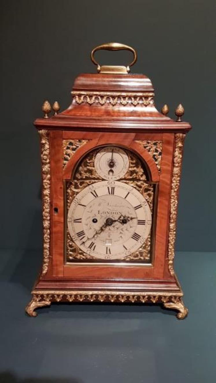 Fine Quality George III Double Fusse Bracket Clock - Image 1