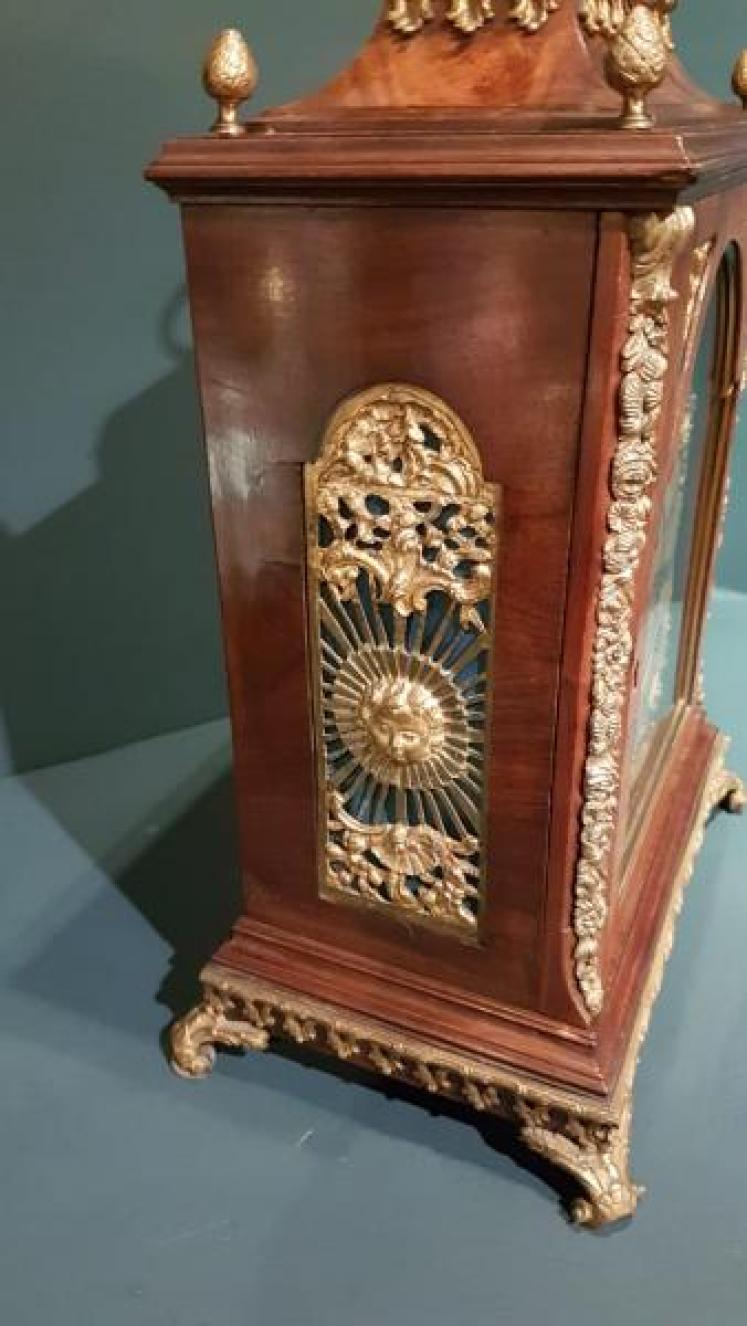 Fine Quality George III Double Fusse Bracket Clock - Image 3