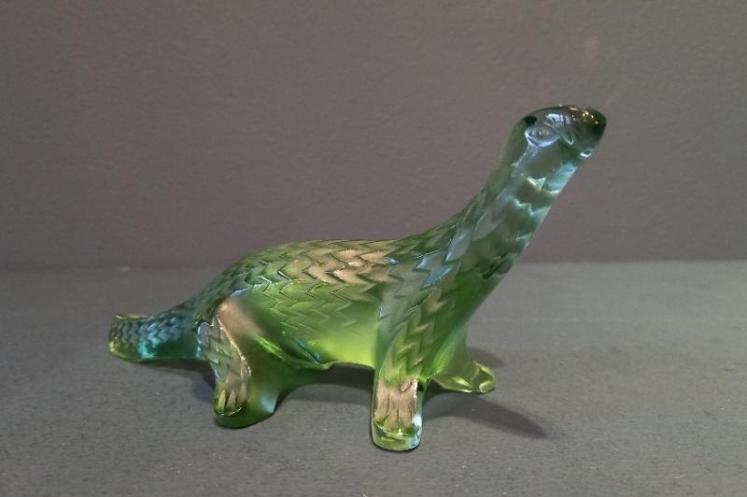 Lalique Green Opalescent Lizard - Image 7
