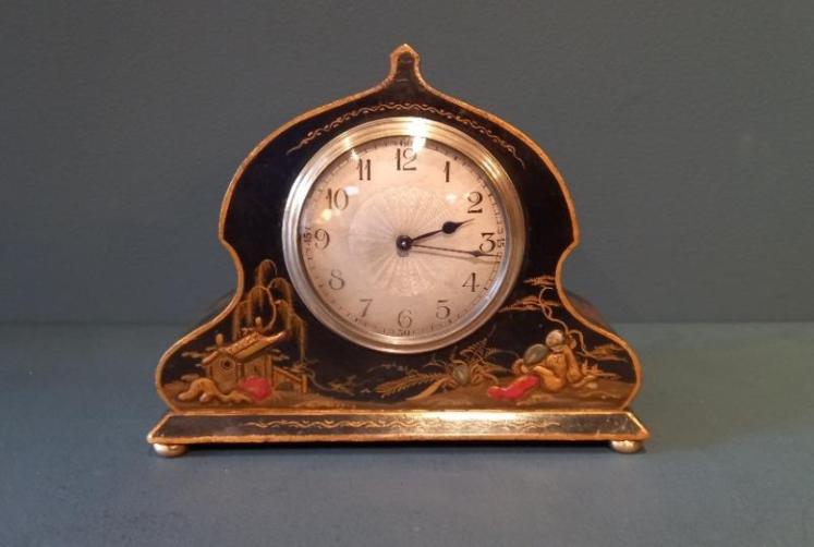 Antique Chinoiserie Oriental Mantel Clock - Image 1