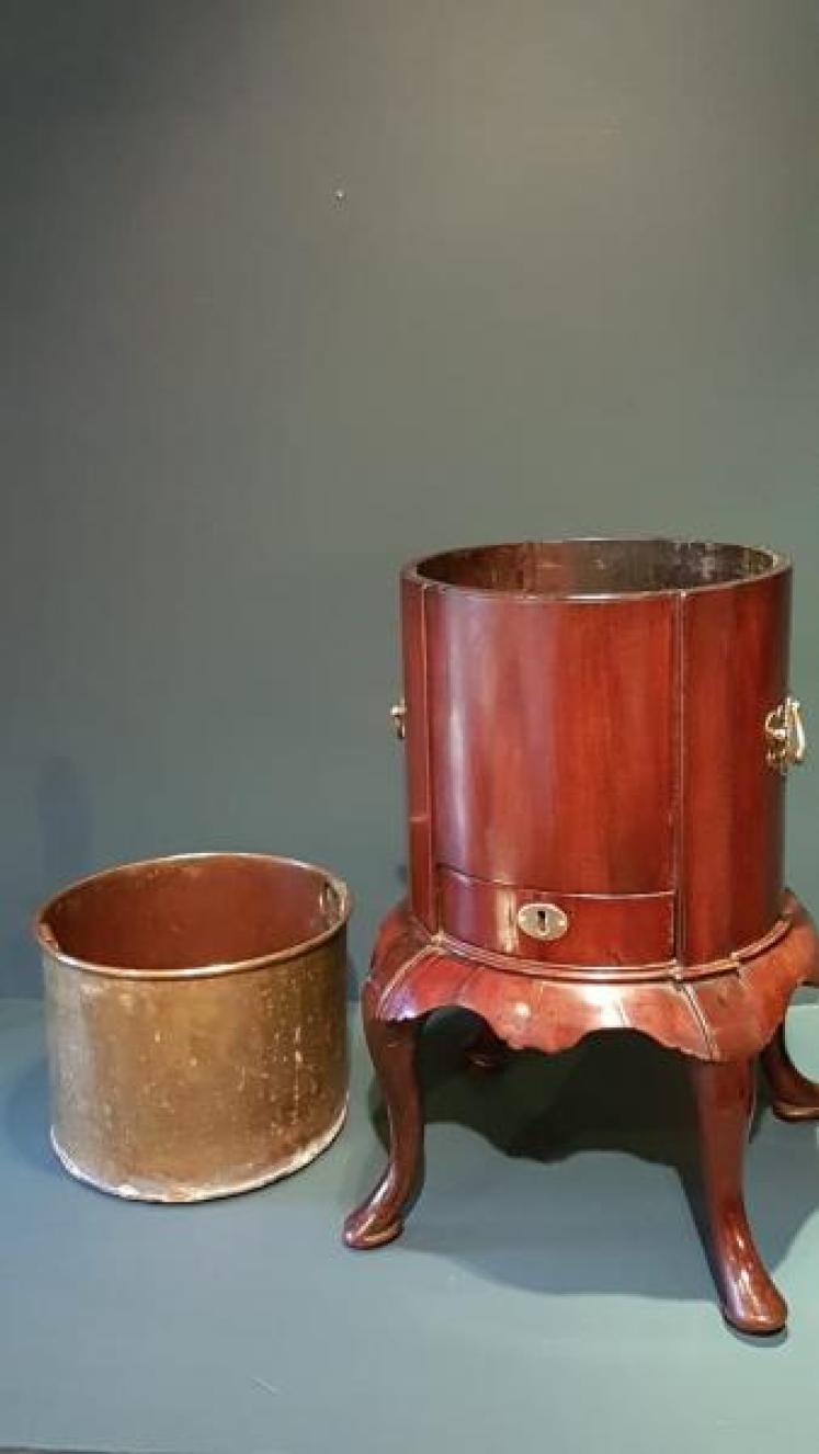 George III Mahogany Wine Cooler - Image 2