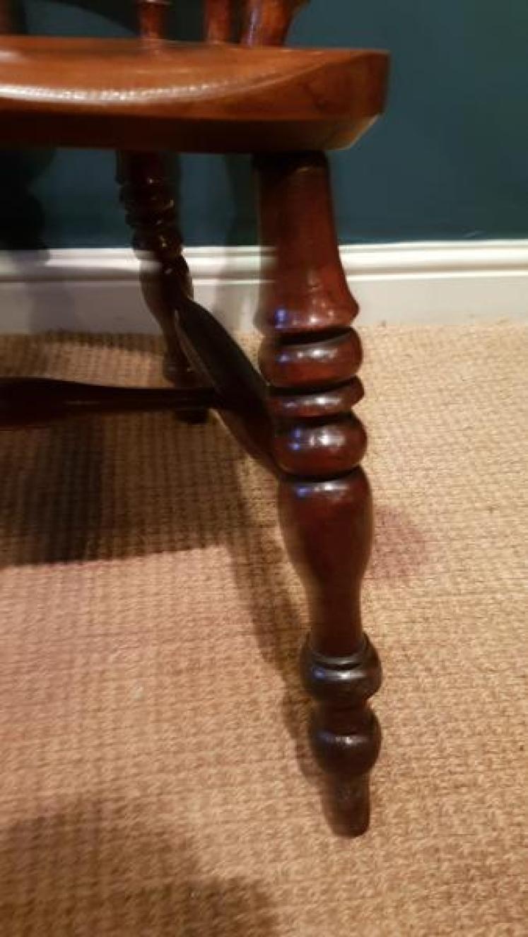 Early Victorian Broad Arm Windsor Chair - Image 5