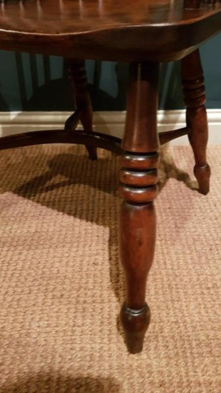 Early Victorian Yew Wood Windsor Chair - Image 7