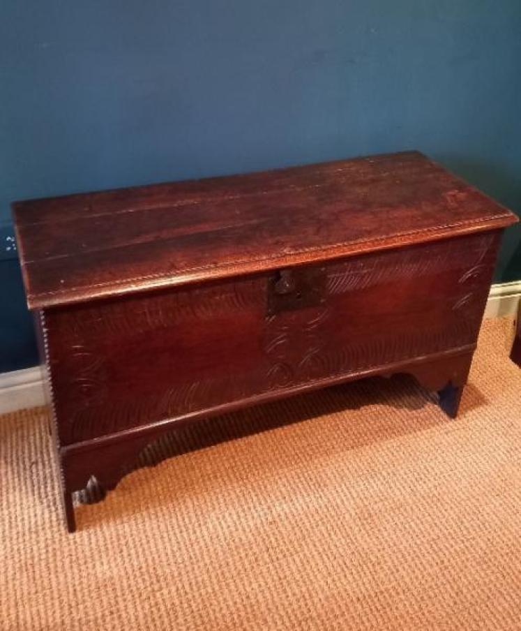 Small Mid 17th Century Period Oak Coffer - Image 1