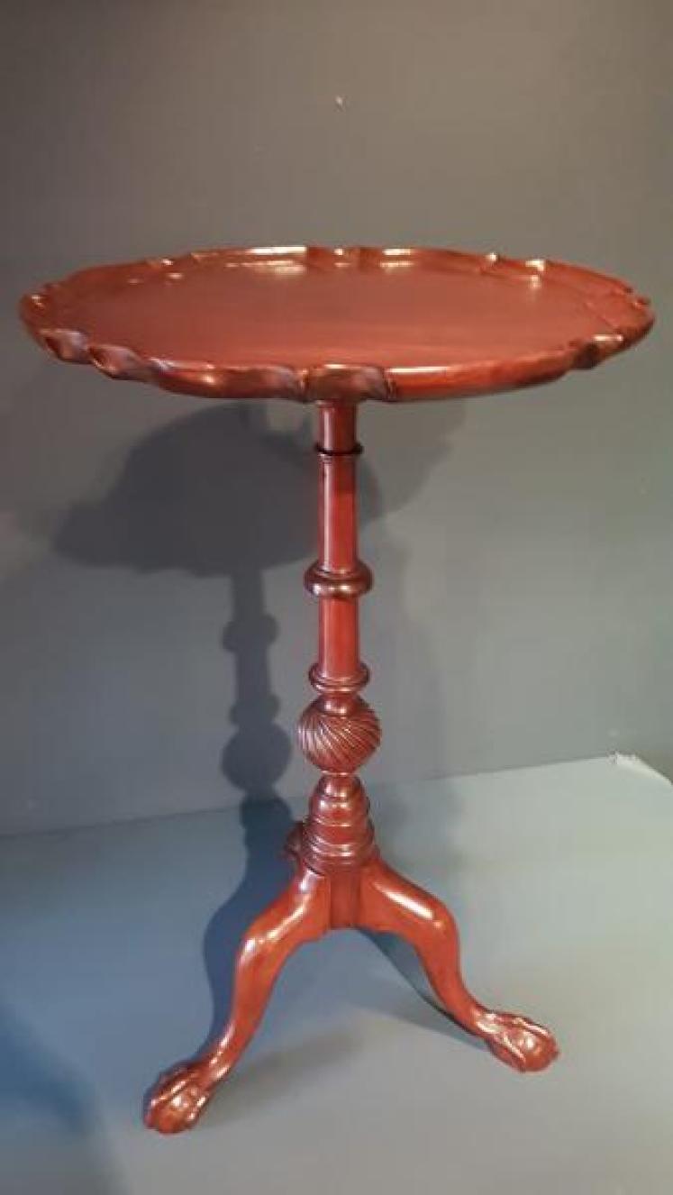 Edwardian Mahogany Occasional Table - Image 1