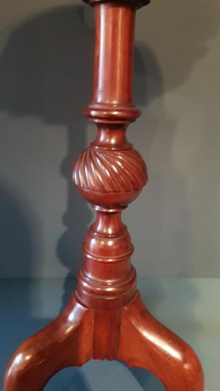 Edwardian Mahogany Occasional Table - Image 3