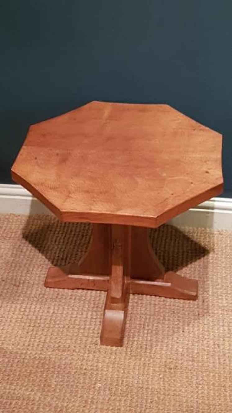 Thompson's of Kilburn Mouseman Octagonal Table  - Image 7
