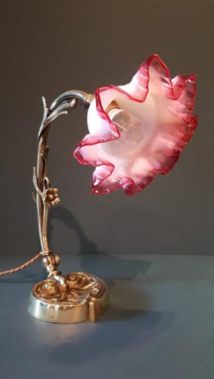 Superb Art Nouveau Cast Brass Table Lamp - Image 2