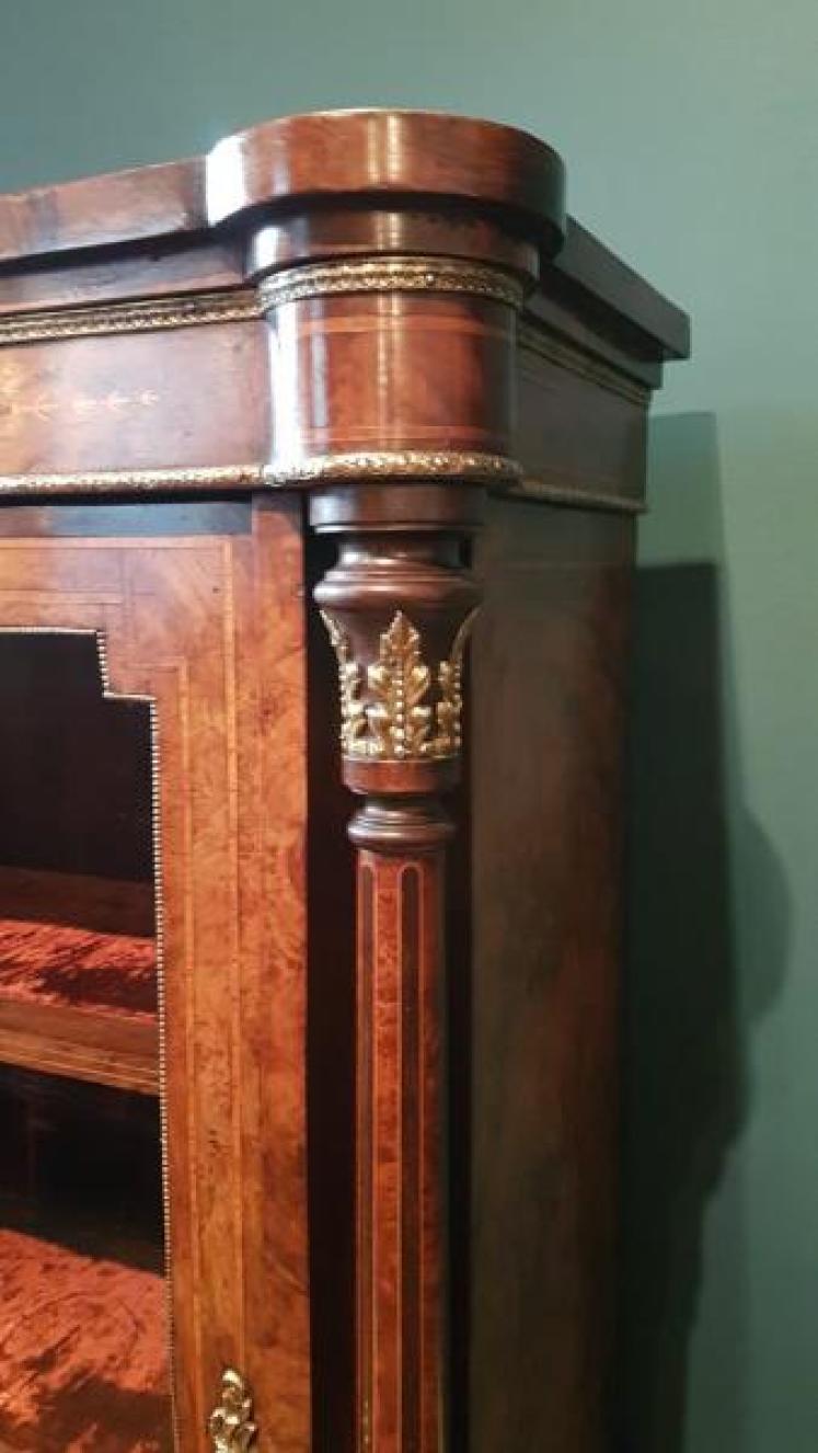 Fine Inlaid Walnut Side Cabinet - Image 5