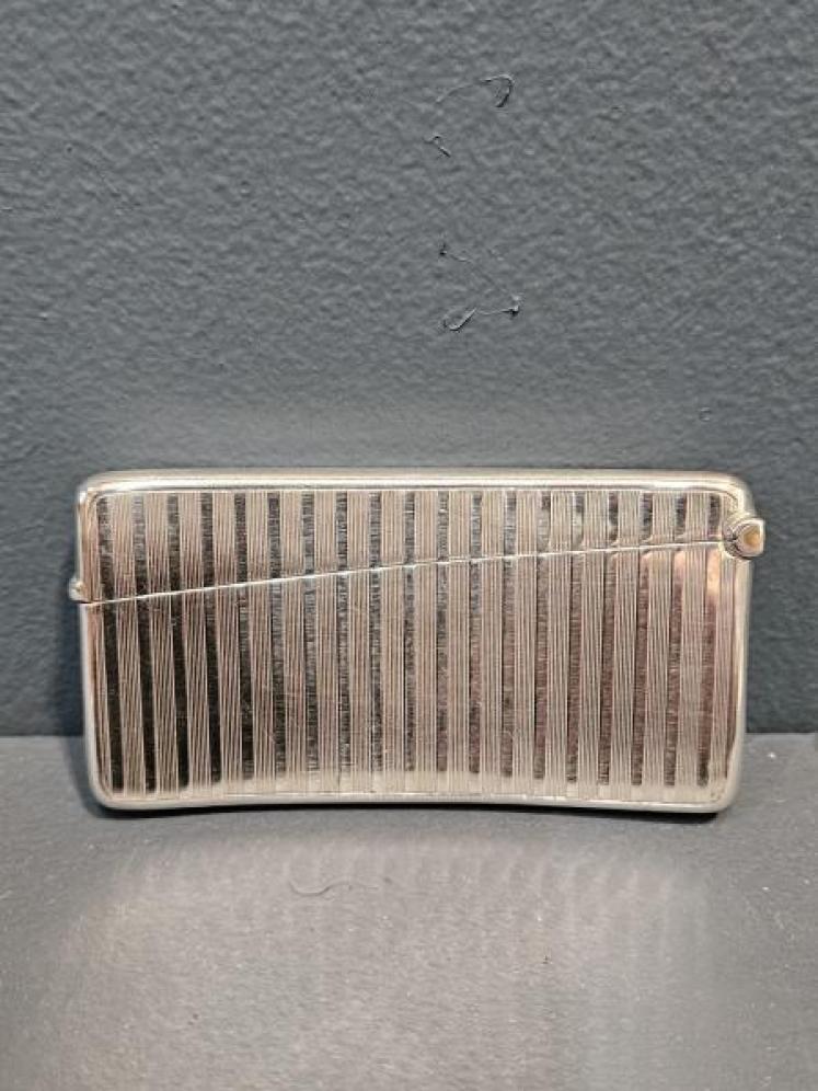 Curved Engine Turned Silver Card Case - Image 4