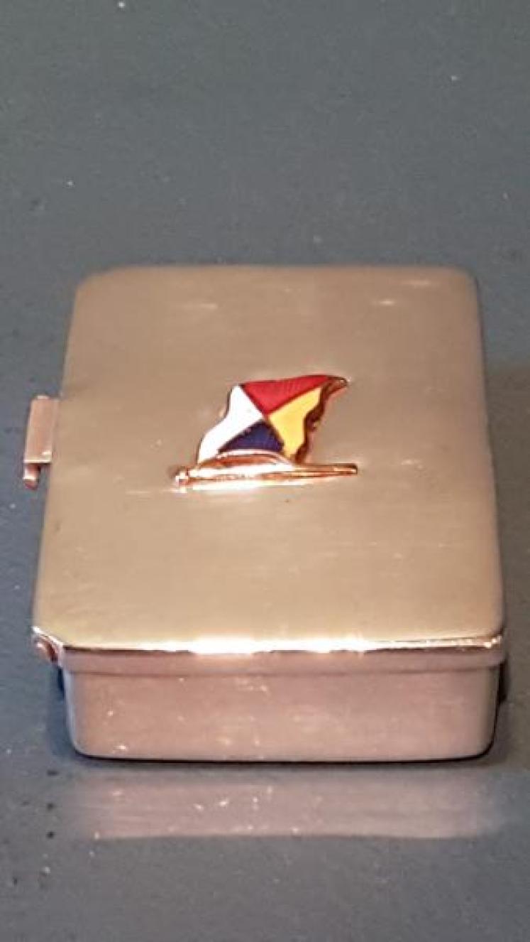 Silver and Enamel Trick Opening Vesta Case - Image 5