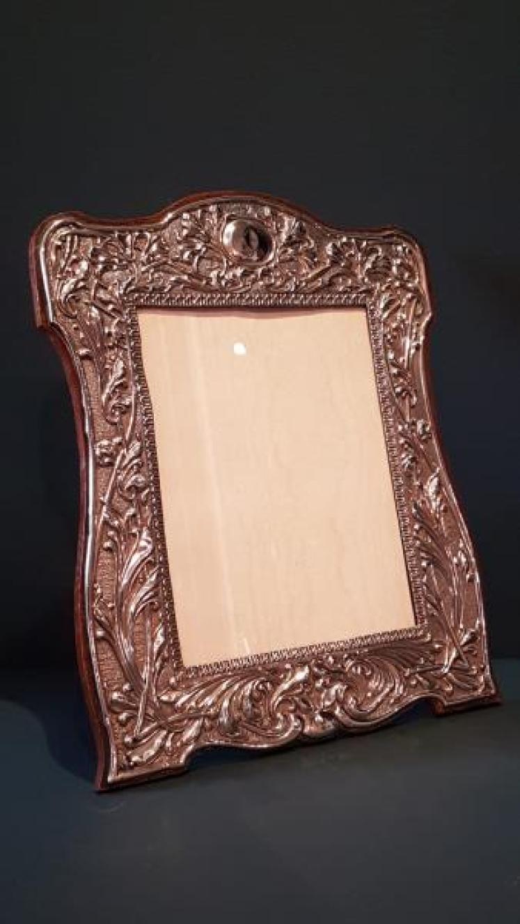 Large Edwardian Silver Photo Frame - Image 7