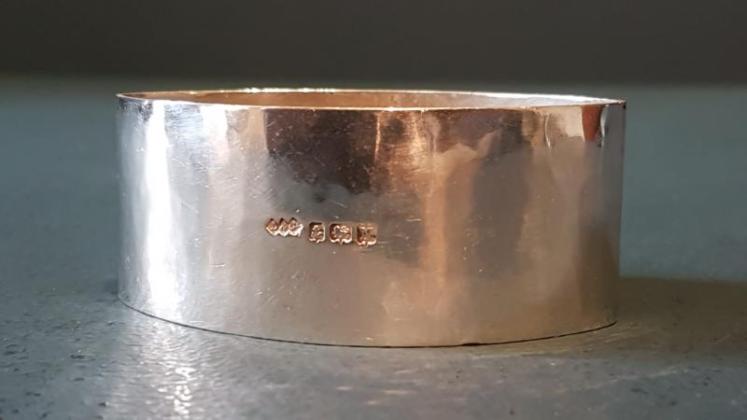 Liberty Planished Silver Moonstone Napkin Ring - Image 4