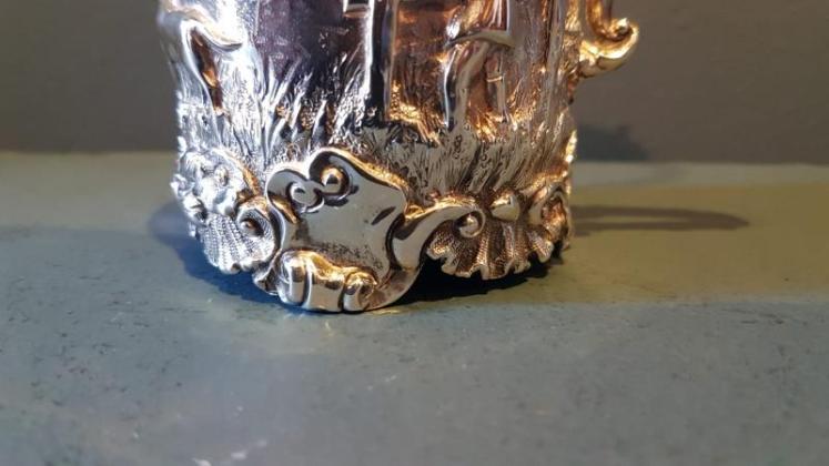 Fine Quality Victorian Silver Tankard with Pheasant Shooting Scene - Image 6