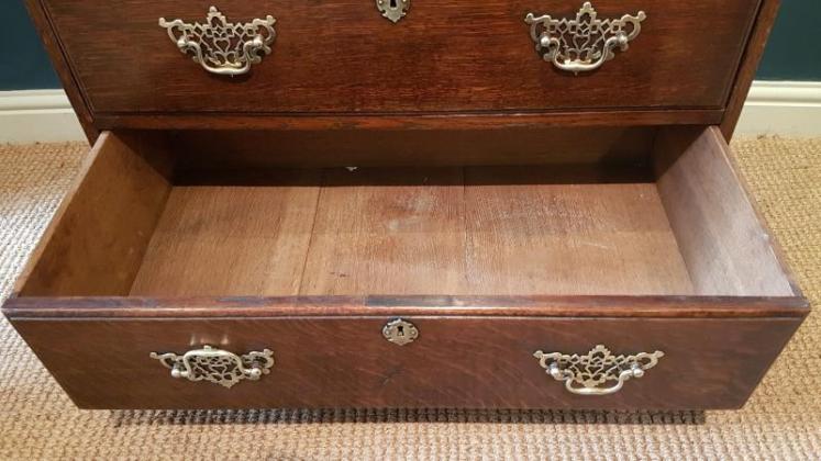 George III Oak Country House Chest of Drawers - Image 5