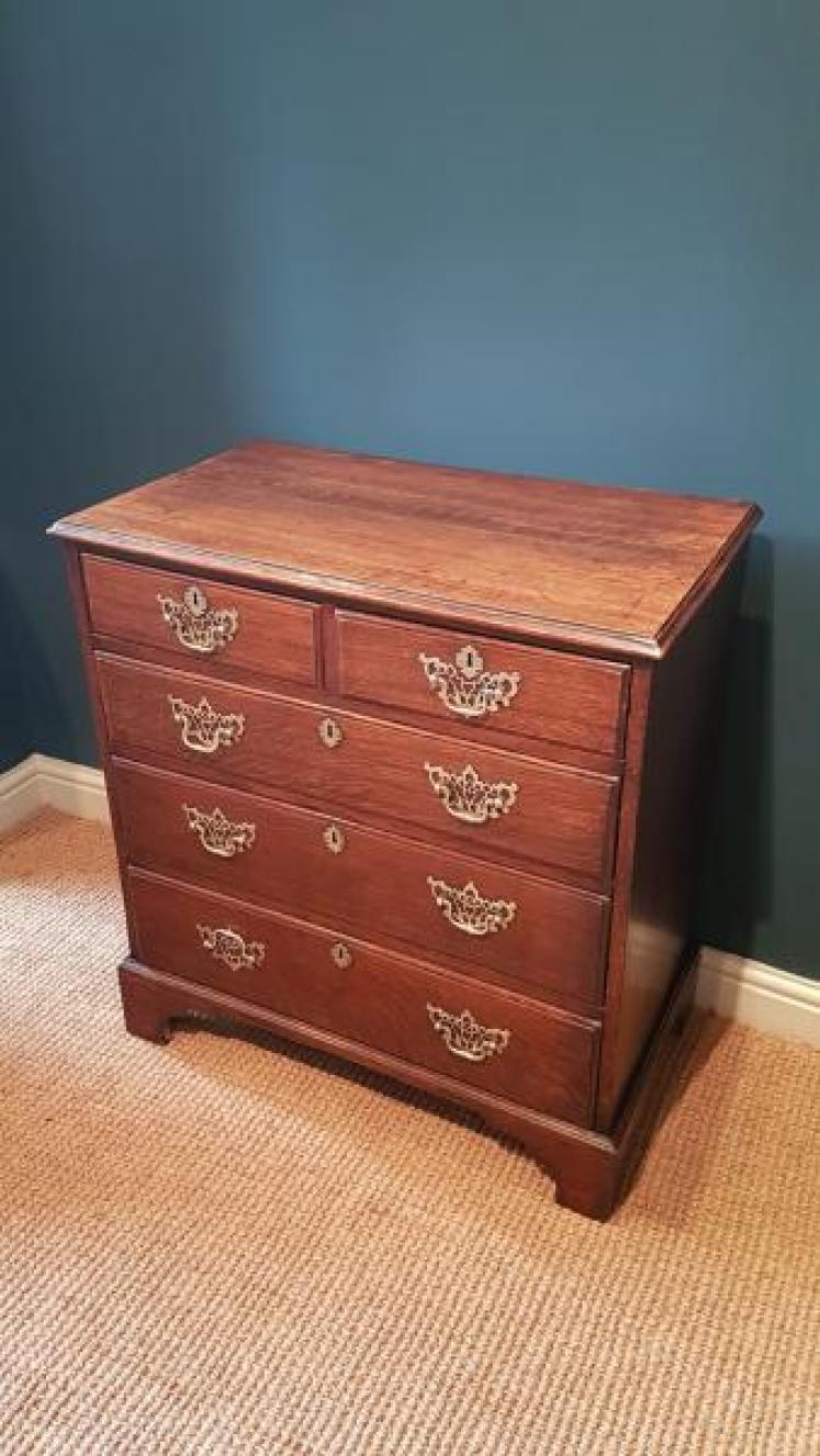 George III Oak Country House Chest of Drawers - Image 6