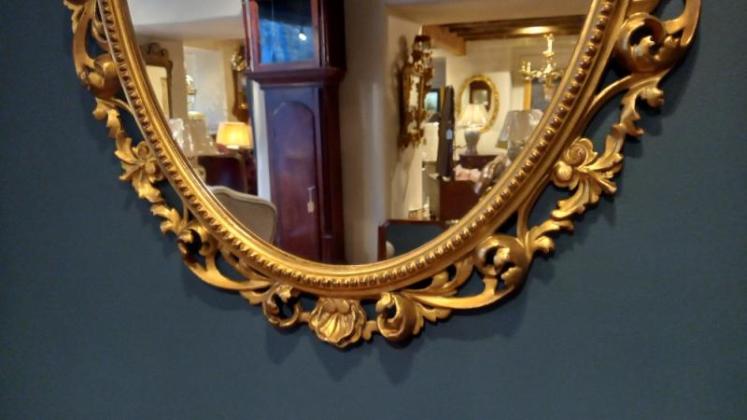 Victorian Florentine Plaster Gilt Oval Mirror - Image 5