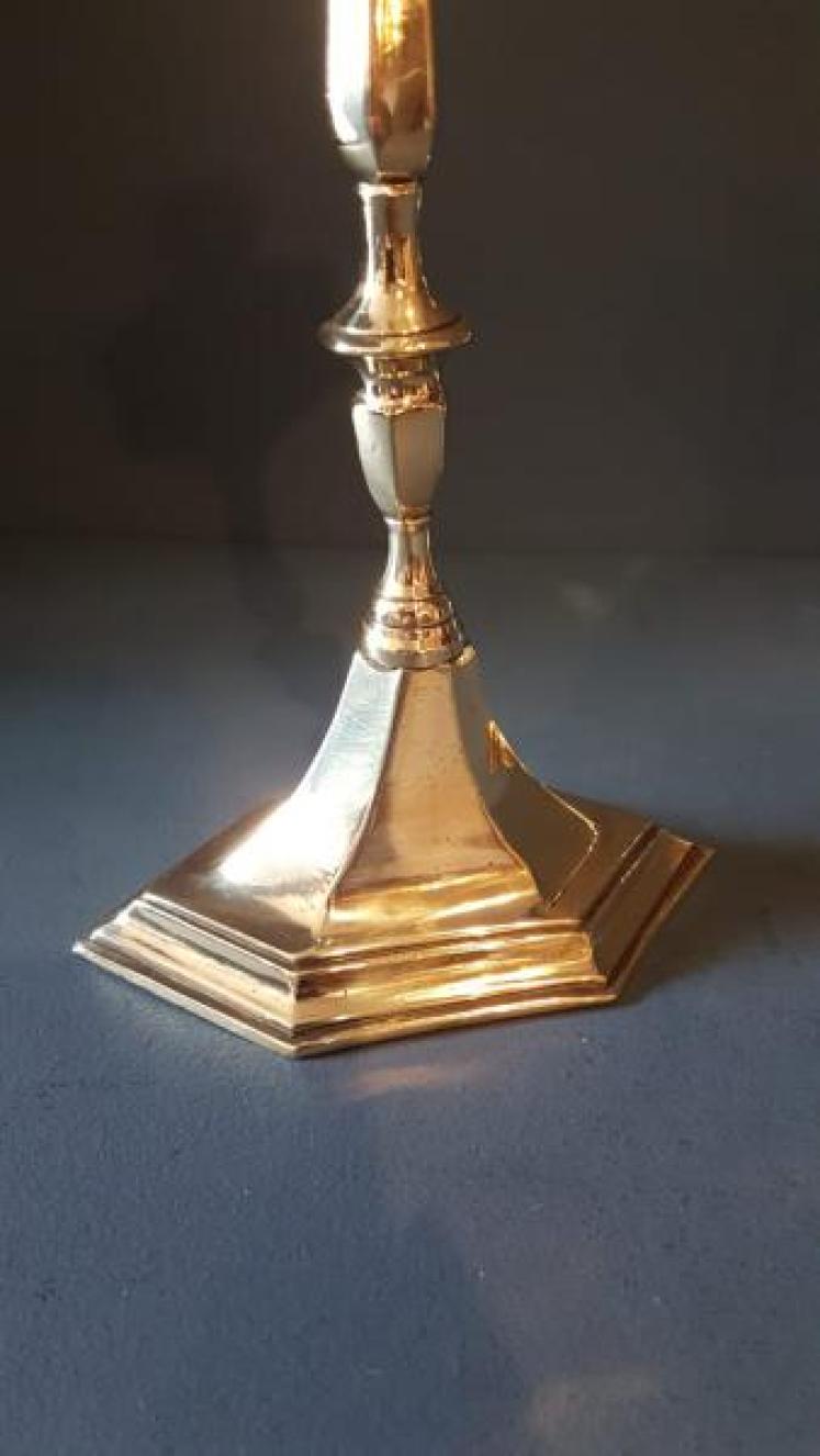 Victorian Cast Brass Candlesticks - Image 3