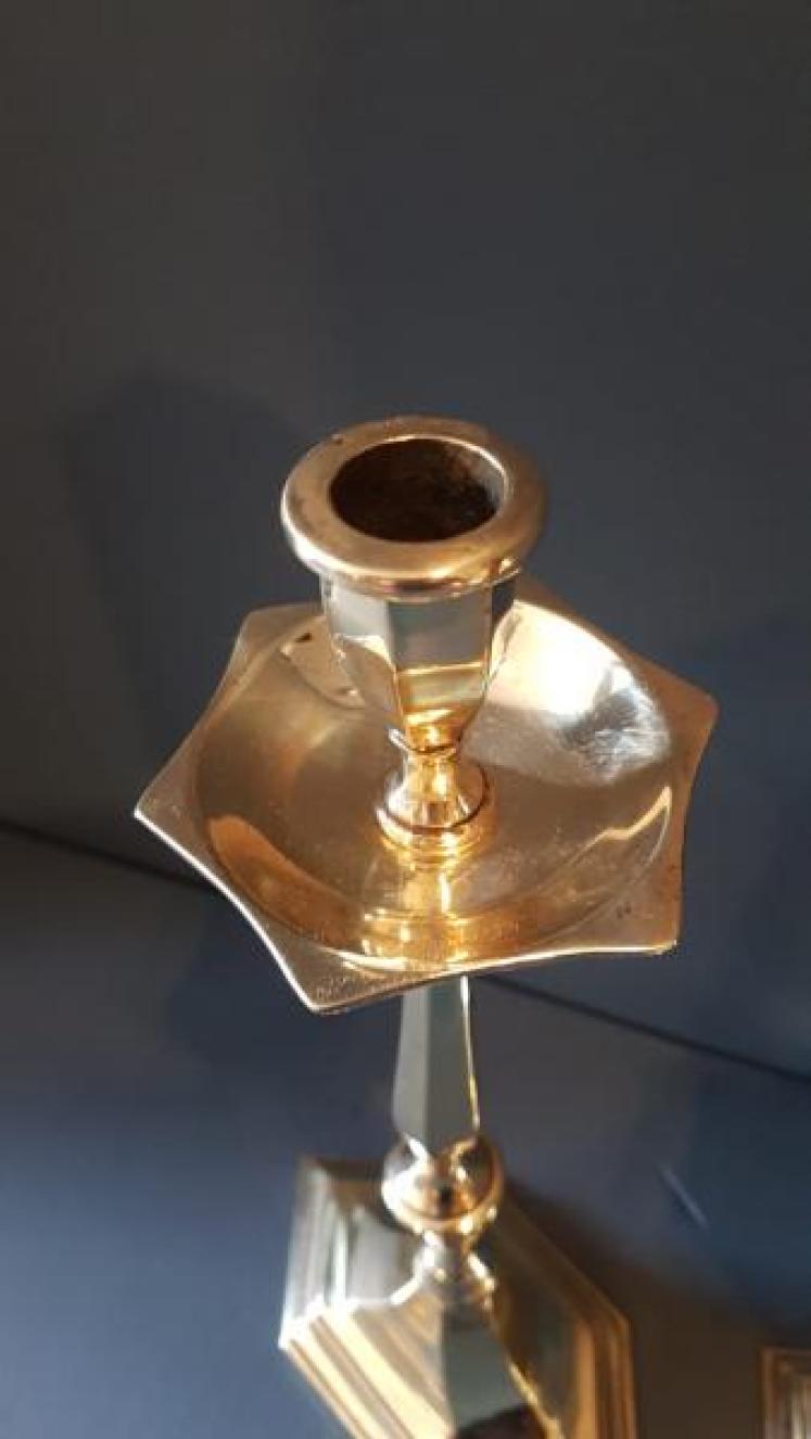 Victorian Cast Brass Candlesticks - Image 4
