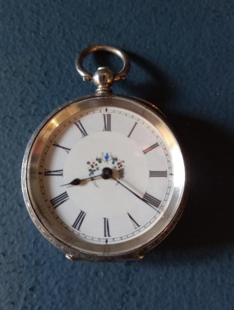 Antique Silver Ladies Swiss Fob Watch - Image 1