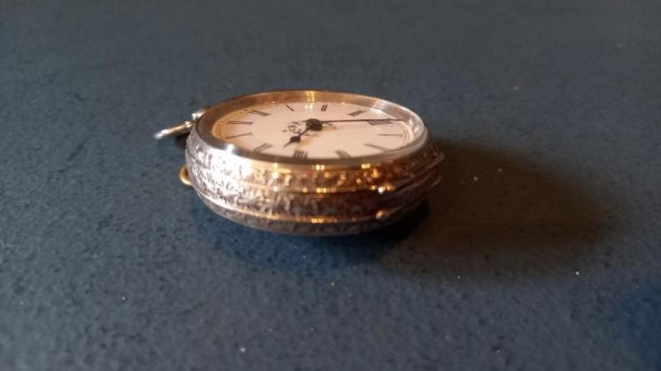 Antique Silver Ladies Swiss Fob Watch - Image 4