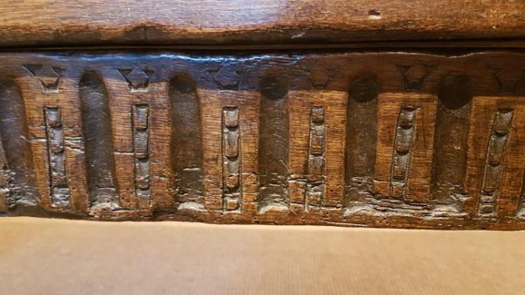 Superb Charles II Oak Refectory Table - Image 4