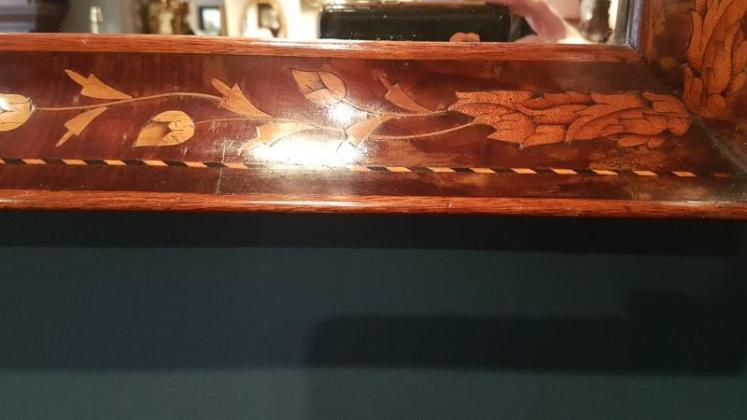 George III Walnut Inlaid Mirror - Image 4