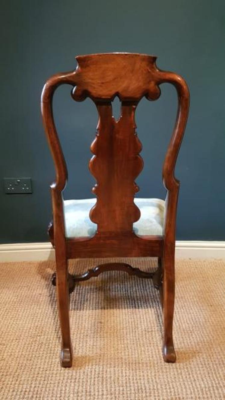 Outstanding Set of Eight Burr Walnut Chairs - Image 6