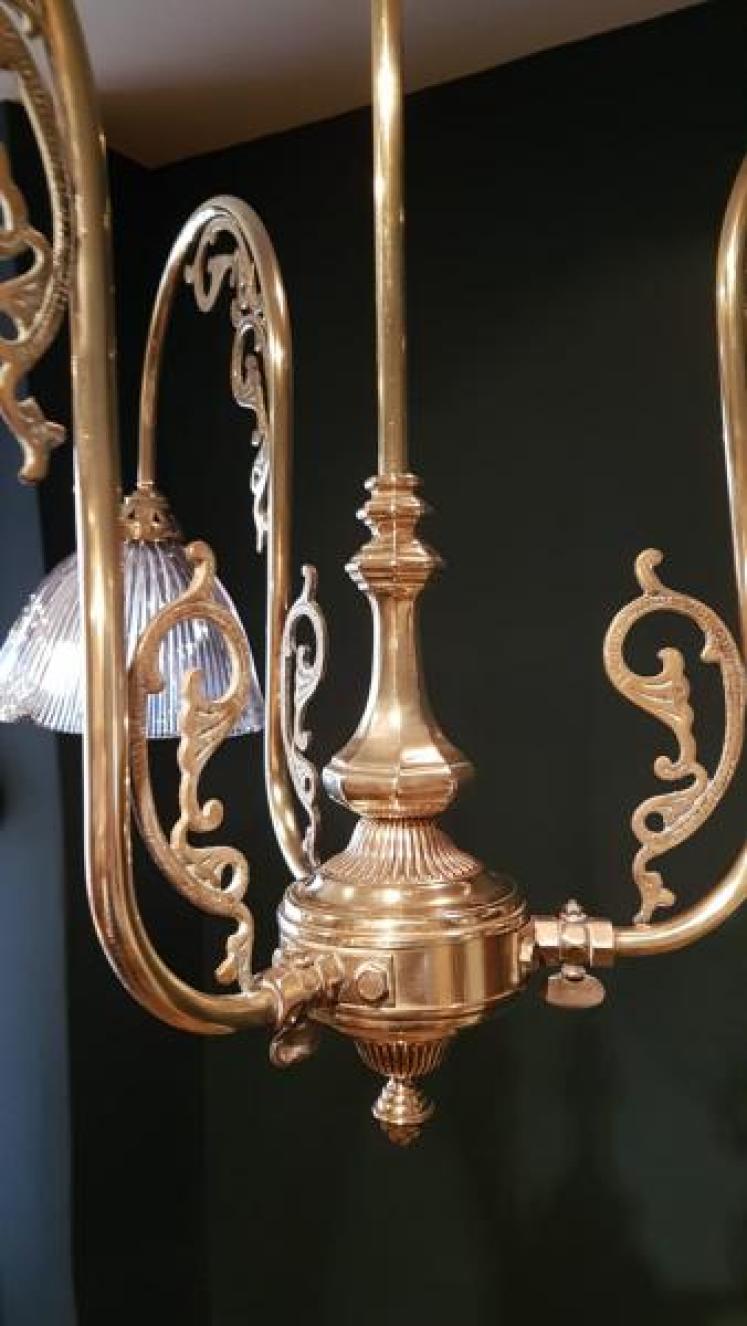 Late Victorian Brass Chandelier - Image 3