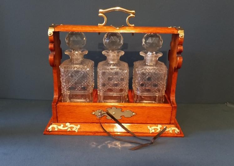 Late Victorian Polished Oak Three Bottle Tantalus - Image 1