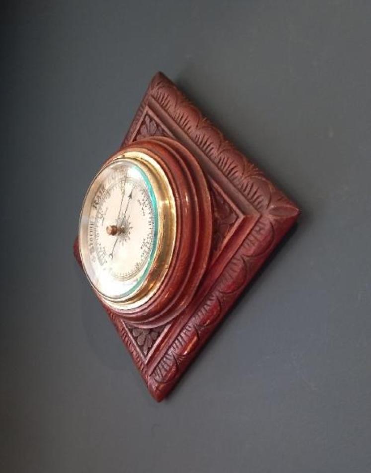 Victorian Oak Diamond Shaped Barometer - Image 7