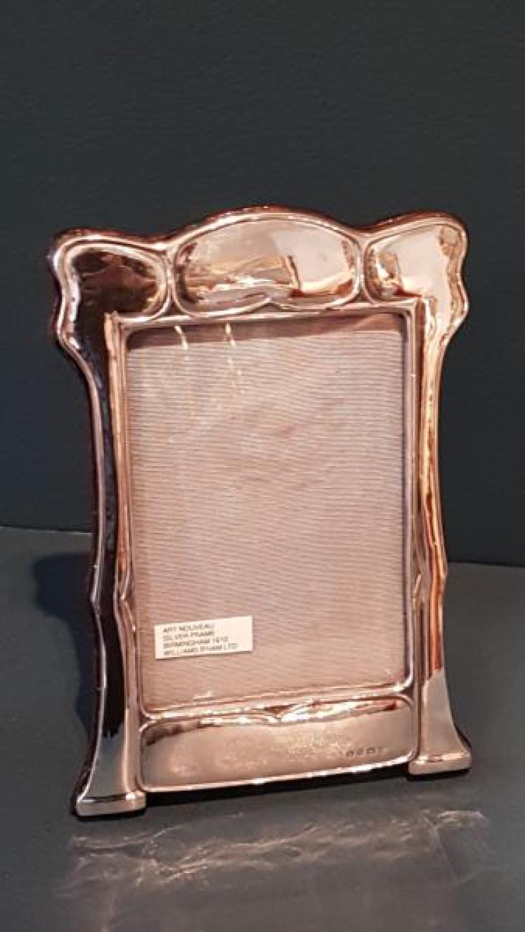 Edwardian Silver Photo Frame - Image 6