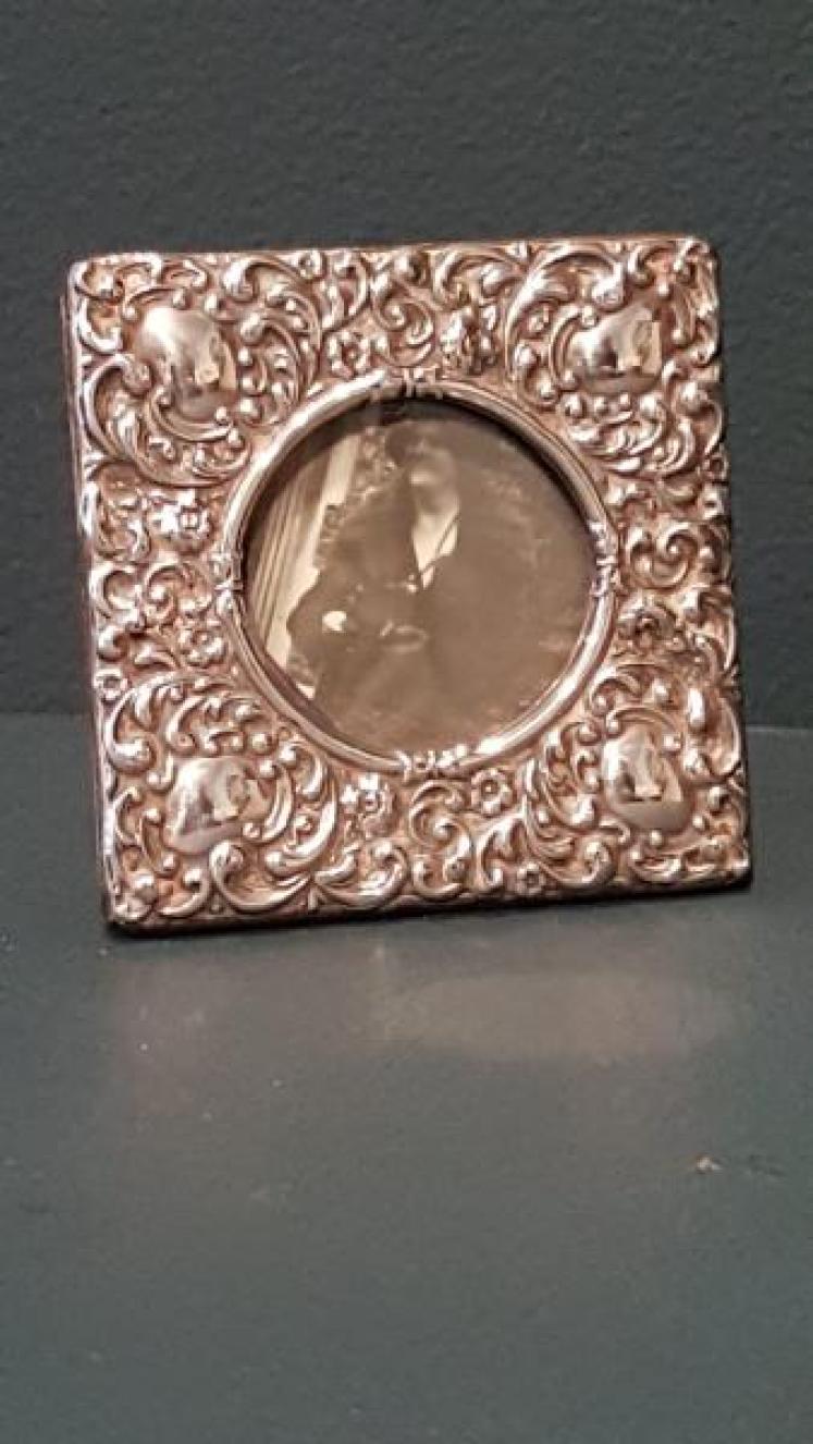 Small Victorian Embossed Silver Photo Frame  - Image 1